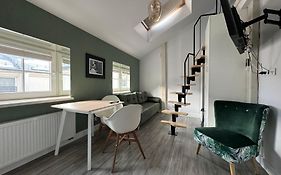 Forest Nook Main Square Loft